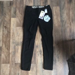 Vintage Reunion Distressed Jeans